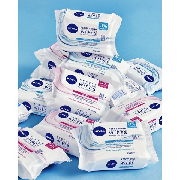 NIVEA 3-in-1 atsvaidzinošas tīrīšanas salvetes<br>25 gab.