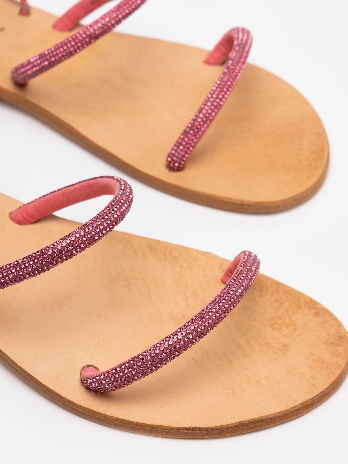 Fuchsia platte sandalen met strasssteentjes
