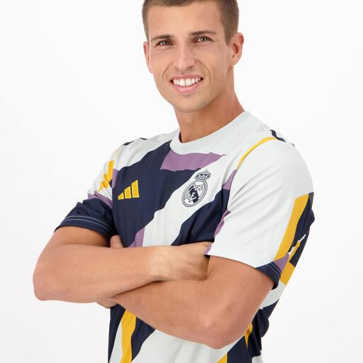  Maillot d'avant-match du Real Madrid 23/24