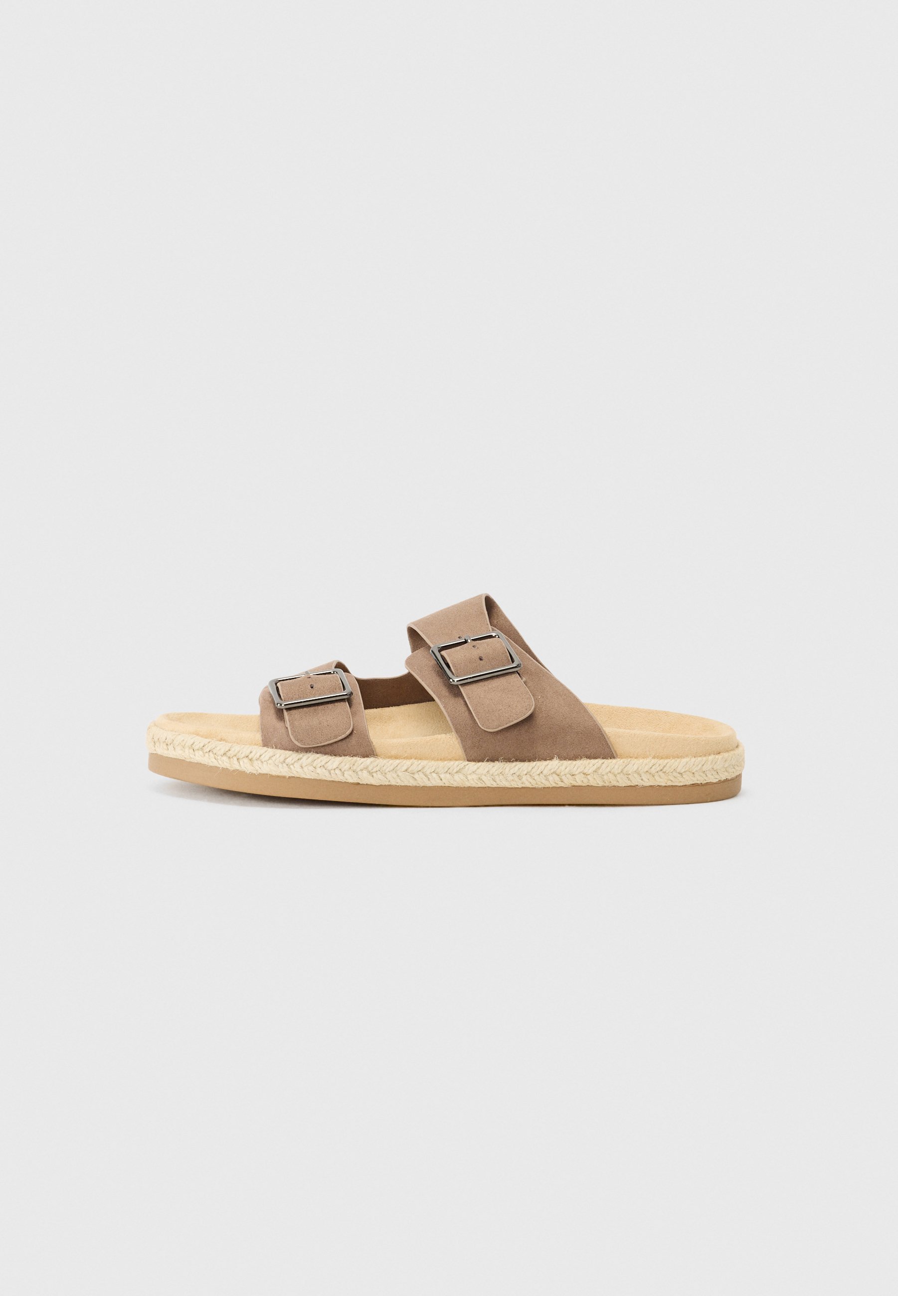 Pier One UNISEXE - Mules - beige