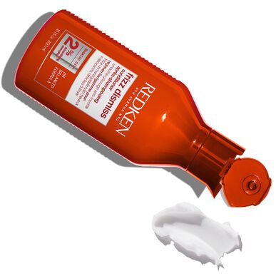 Redken Frizz Dismiss ravitseva hoitoaine kurittomille hiuksille 250 ml