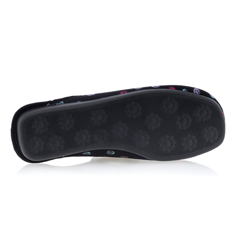 Pantuflas negras para mujer