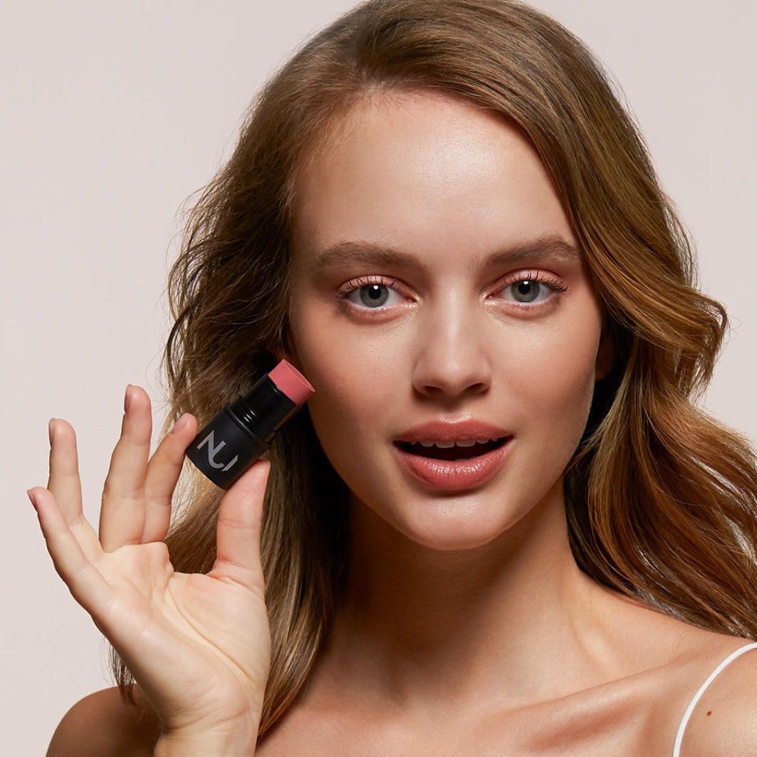 Nui Cosmetics Blush parfumska voda v spreju – 5 g