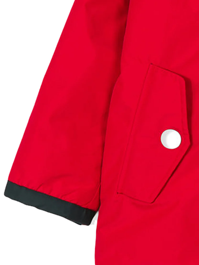 Cortavientos rojo con capucha para niños