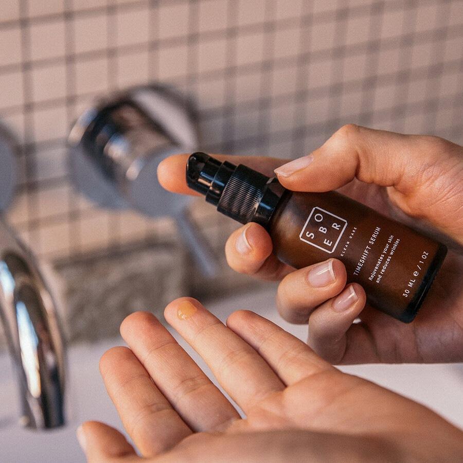 „Sober Anti-Aging Serum“ serumas „Timeshift Anti-Aging Serum“