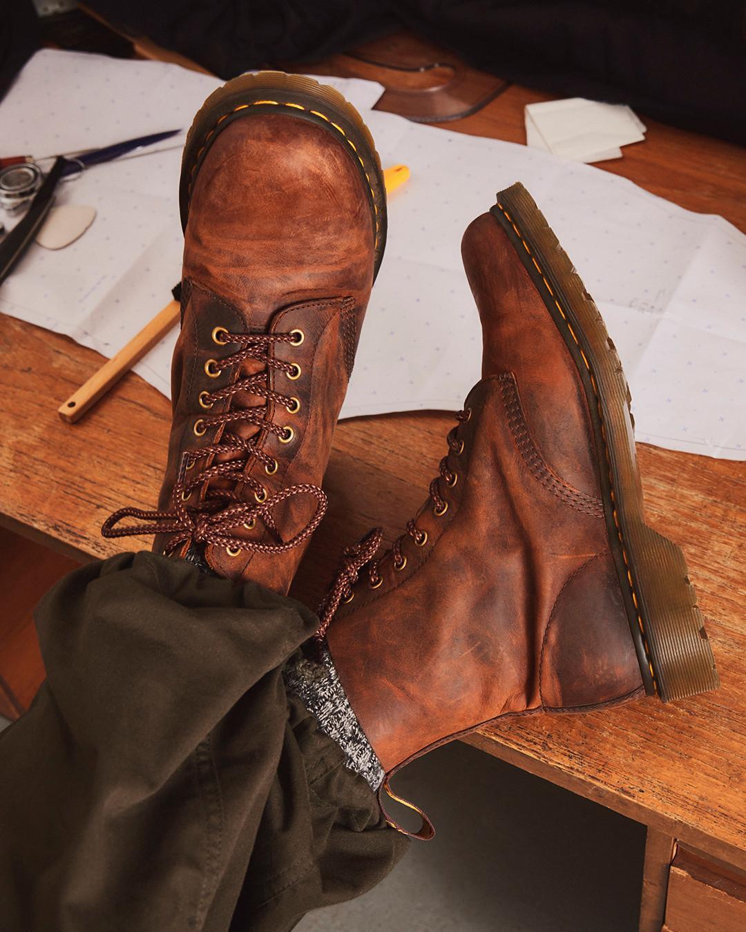 1460 Pascal Waxed Full Grain Leather Lace Up Boots