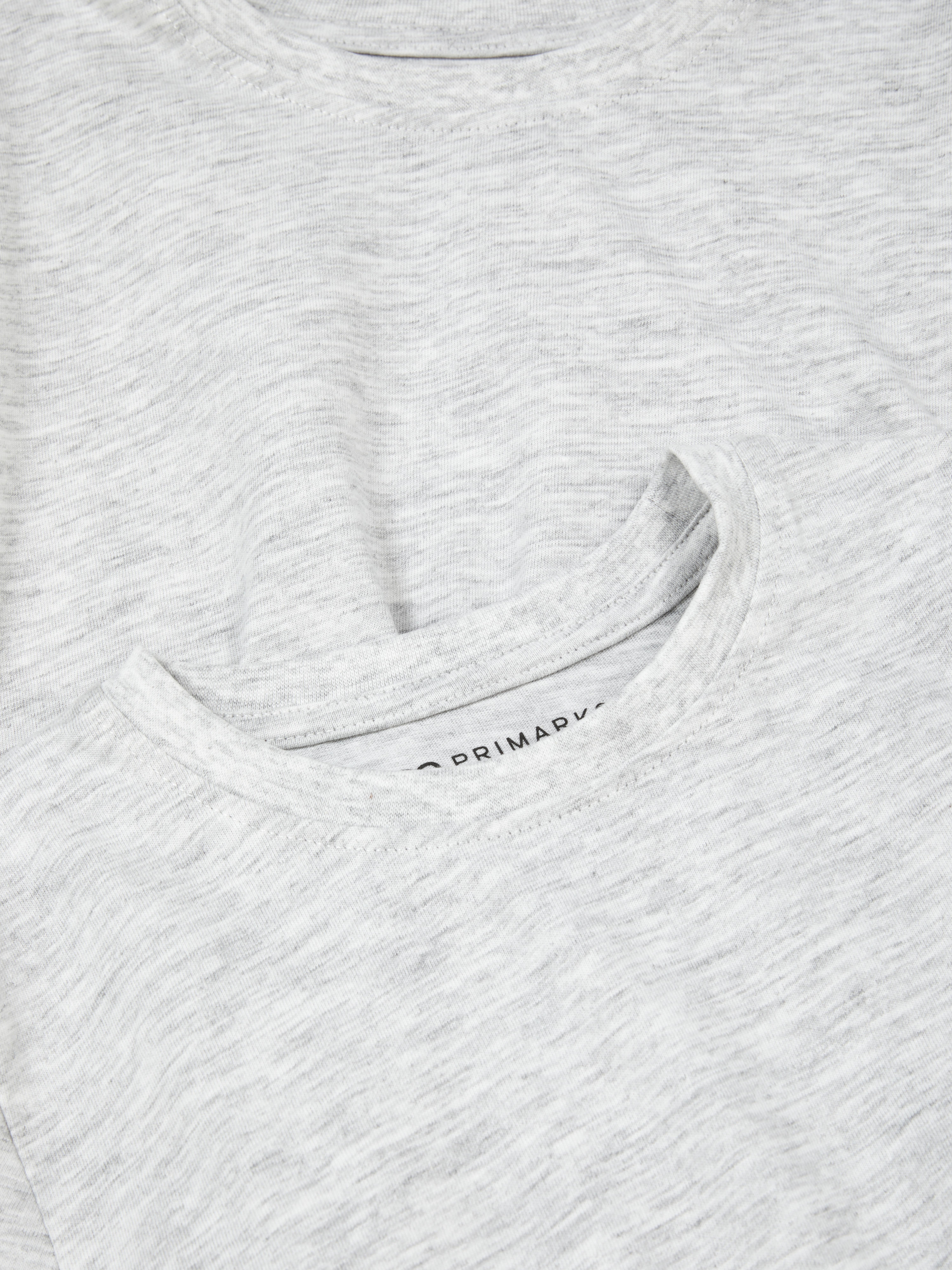 Kurzarm-T-Shirts, 2er-Set. Zwei Kurzarm-T-Shirts zur Vervollständigung der Grundgarderobe.