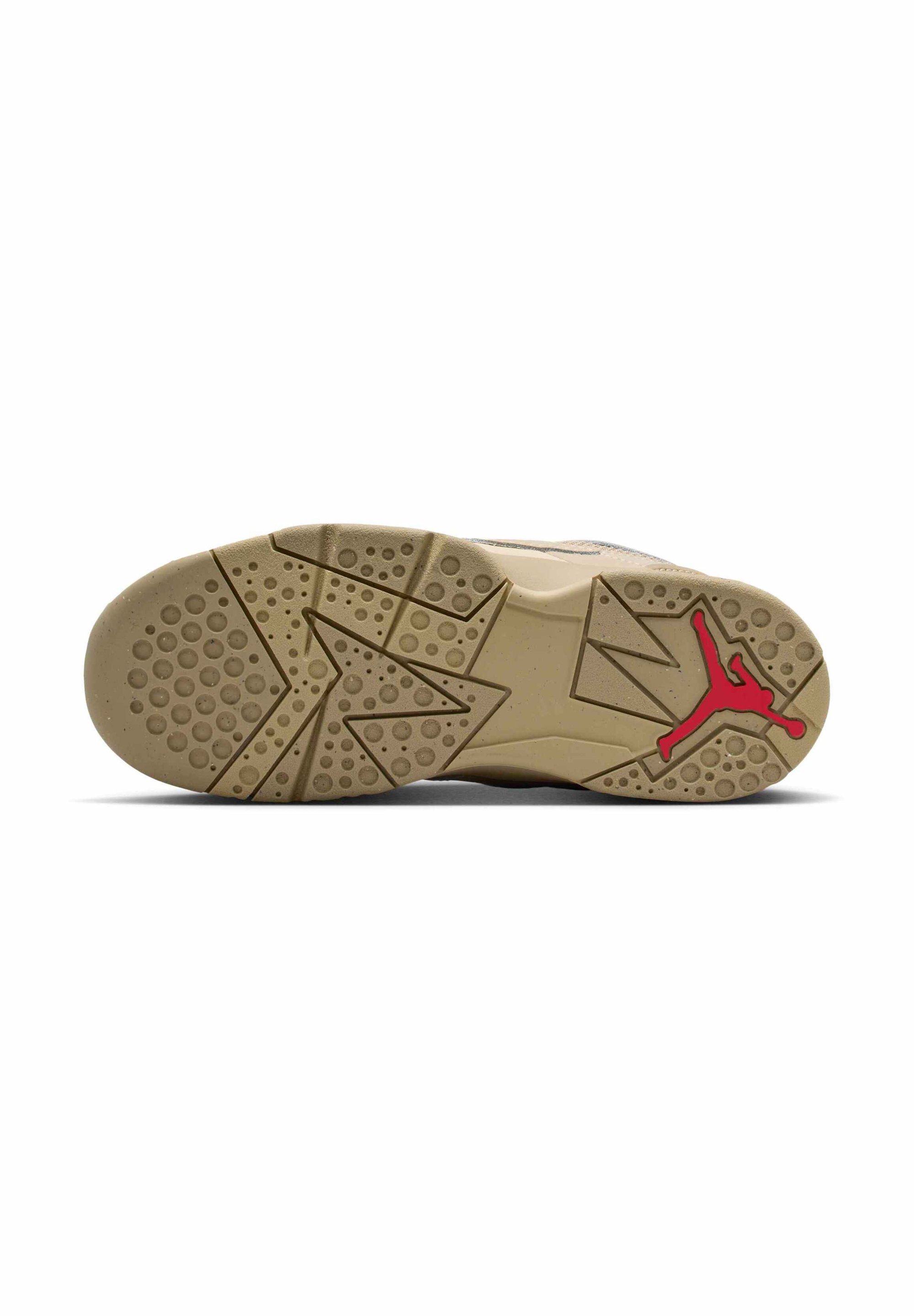 Buty sportowe Jordan – kamuflaż pustynny/czerwony ognisty/grzybowy/antracyt