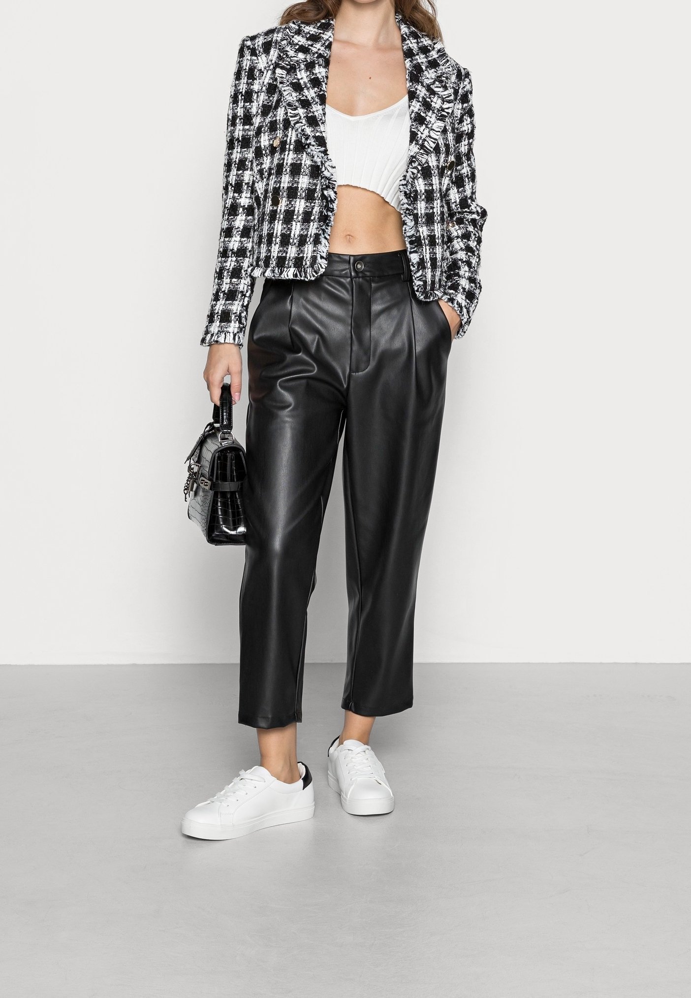 ONLY Petite Light jasje - zwart
