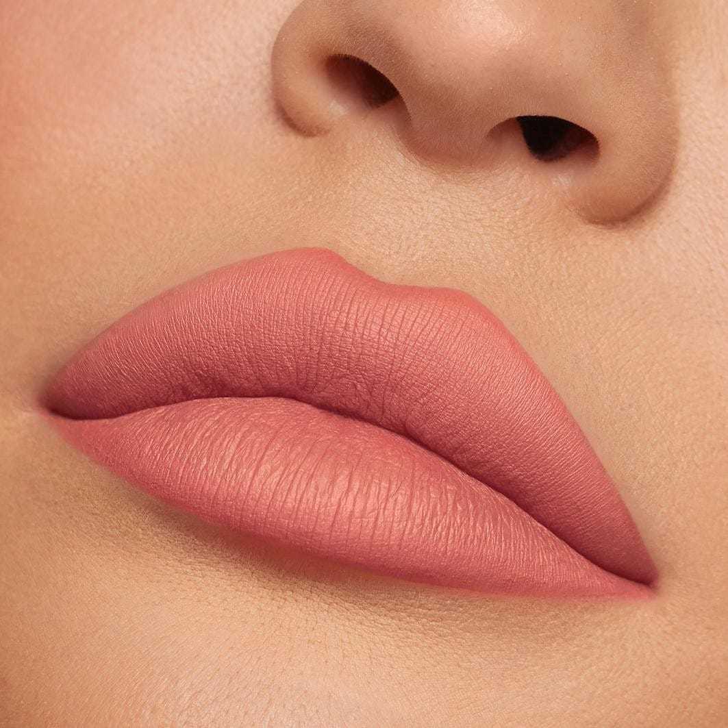 KYLIE COSMETICS Sada na líčenie Matný rúž na pery - 4,25 g