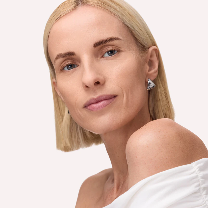 Caneta para sobrancelhas Catrice Micro Blade à prova d'água