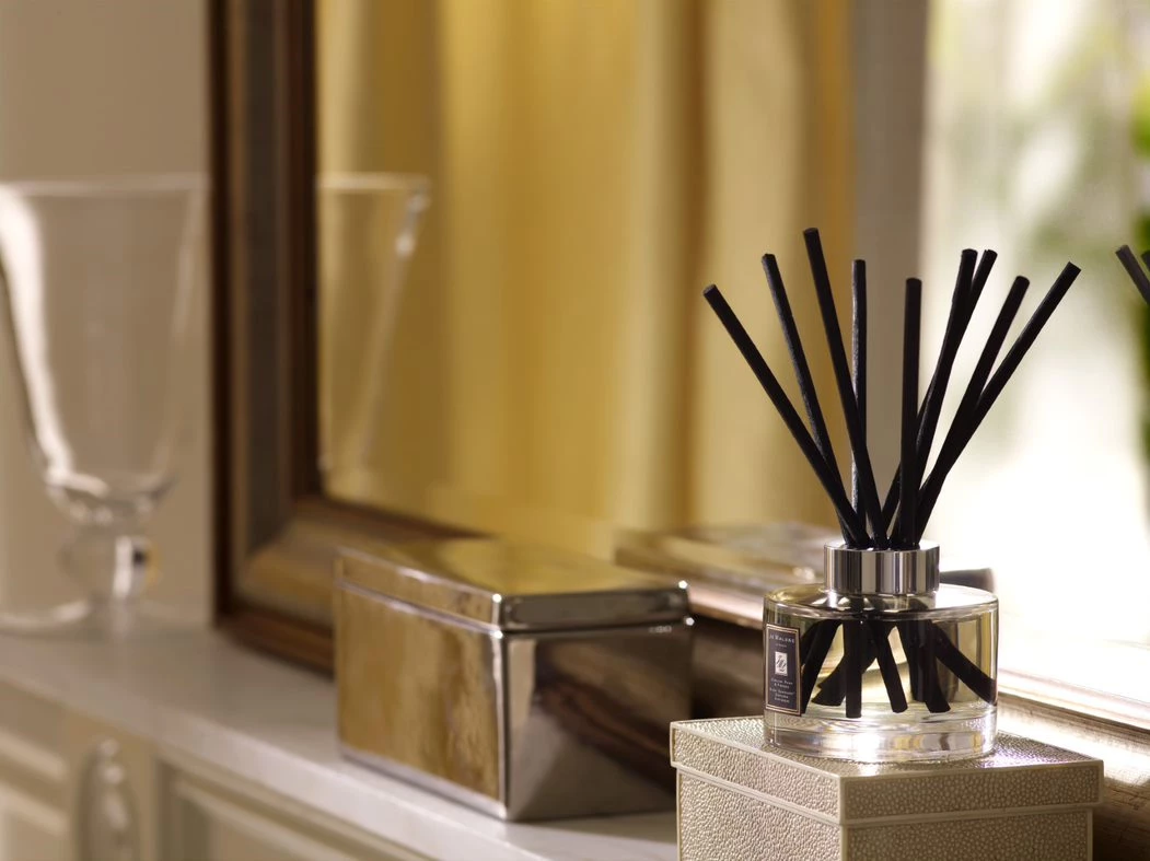 Difuzor za dom s mirisom kruške i frezije 165 ml - Jo Malone London