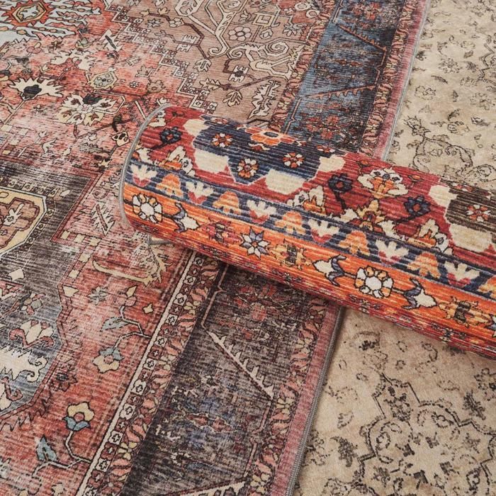Living room rug 60x120 LYN11 Vintage A Red, easy to care for