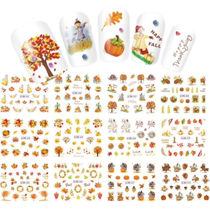 12 autocollants à transfert d'eau pour nail art automne-hiver : feuilles d'érable, sapin, citrouilles et autres motifs.