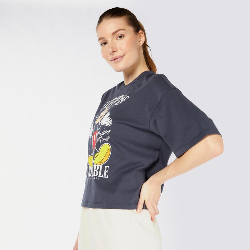  Camiseta do Mickey Mouse