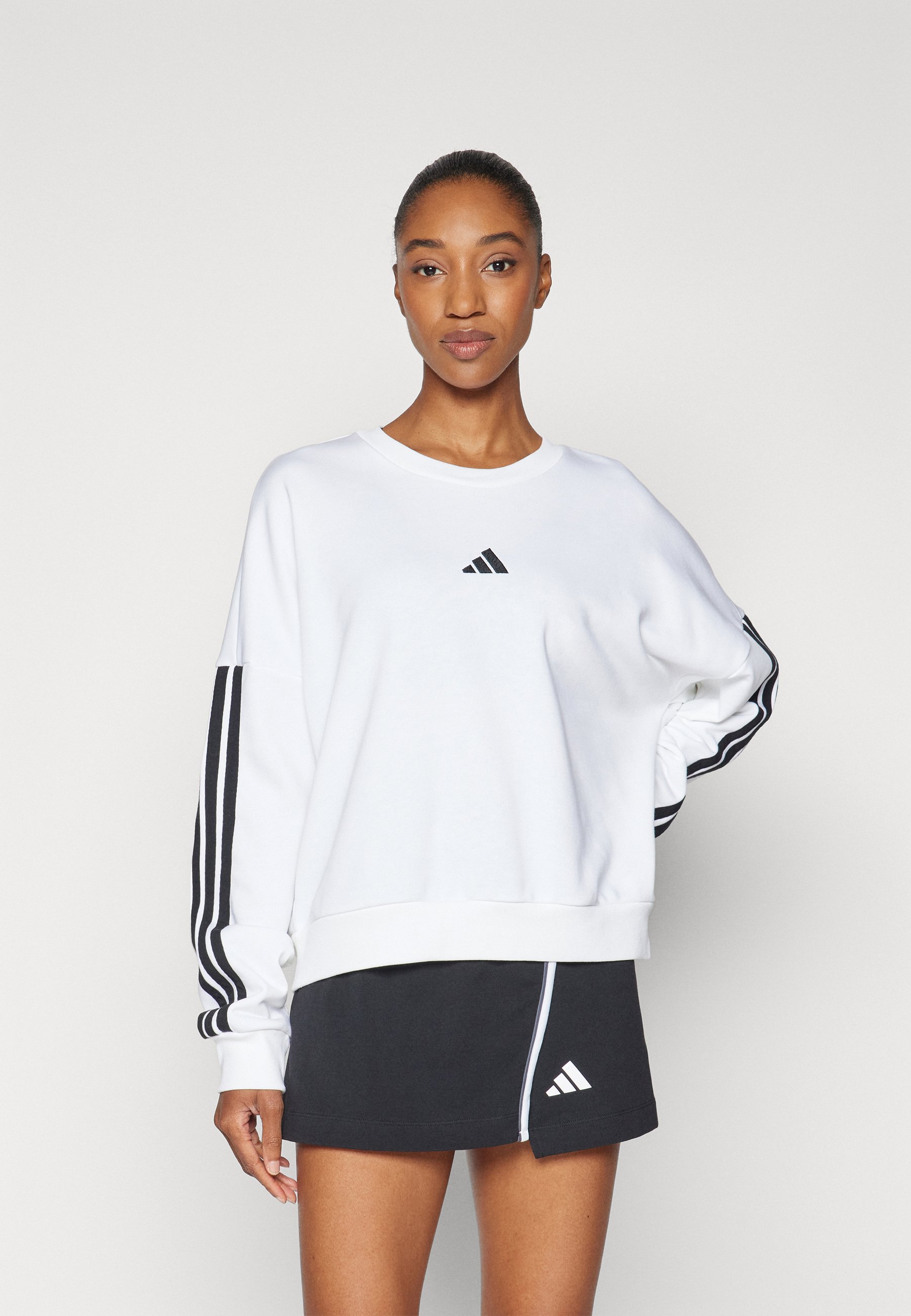 adidas Sportswear dressipluus - valge/must