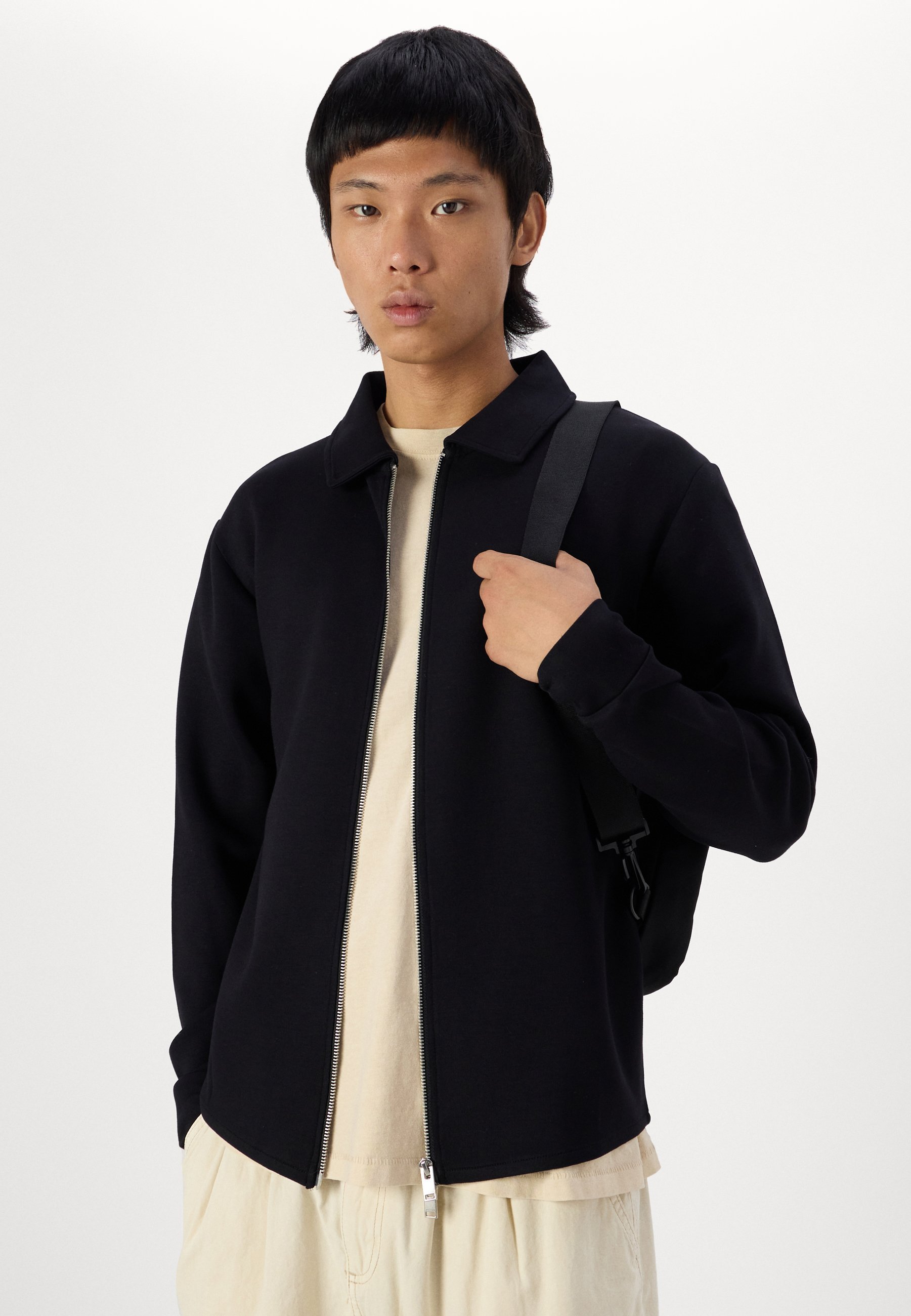 Selected Homme EMANUEL SOFT FULL NOOS - Majica s patentnim zatvaračem - crna