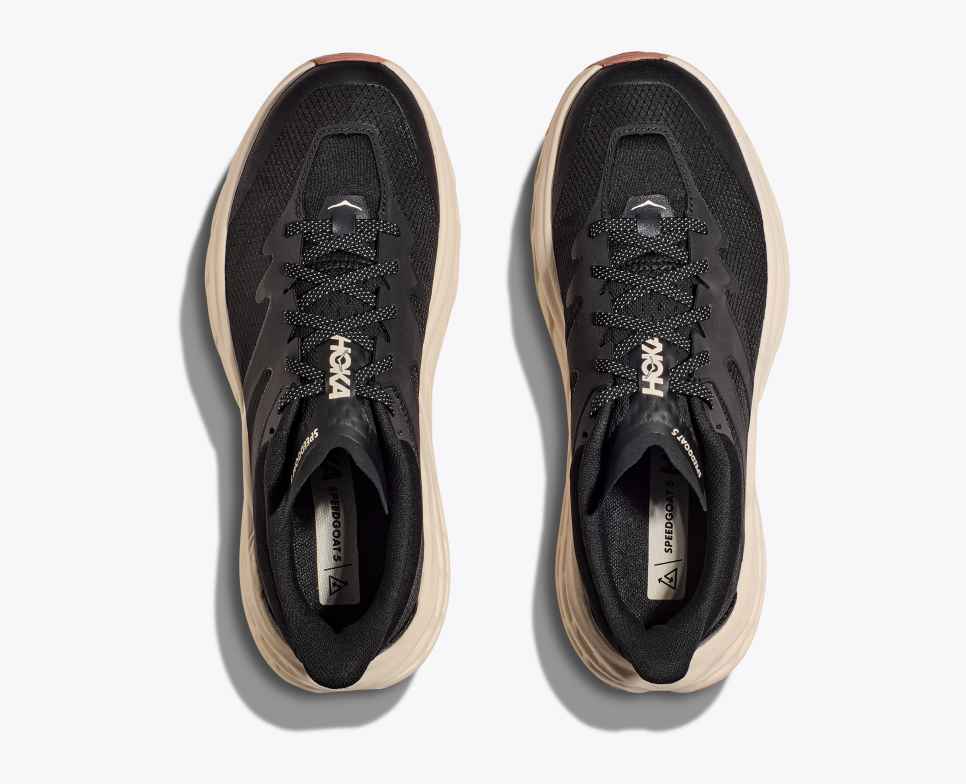 HOKA Stealth/Tech Speedgoat 5 Negro / Alabastro