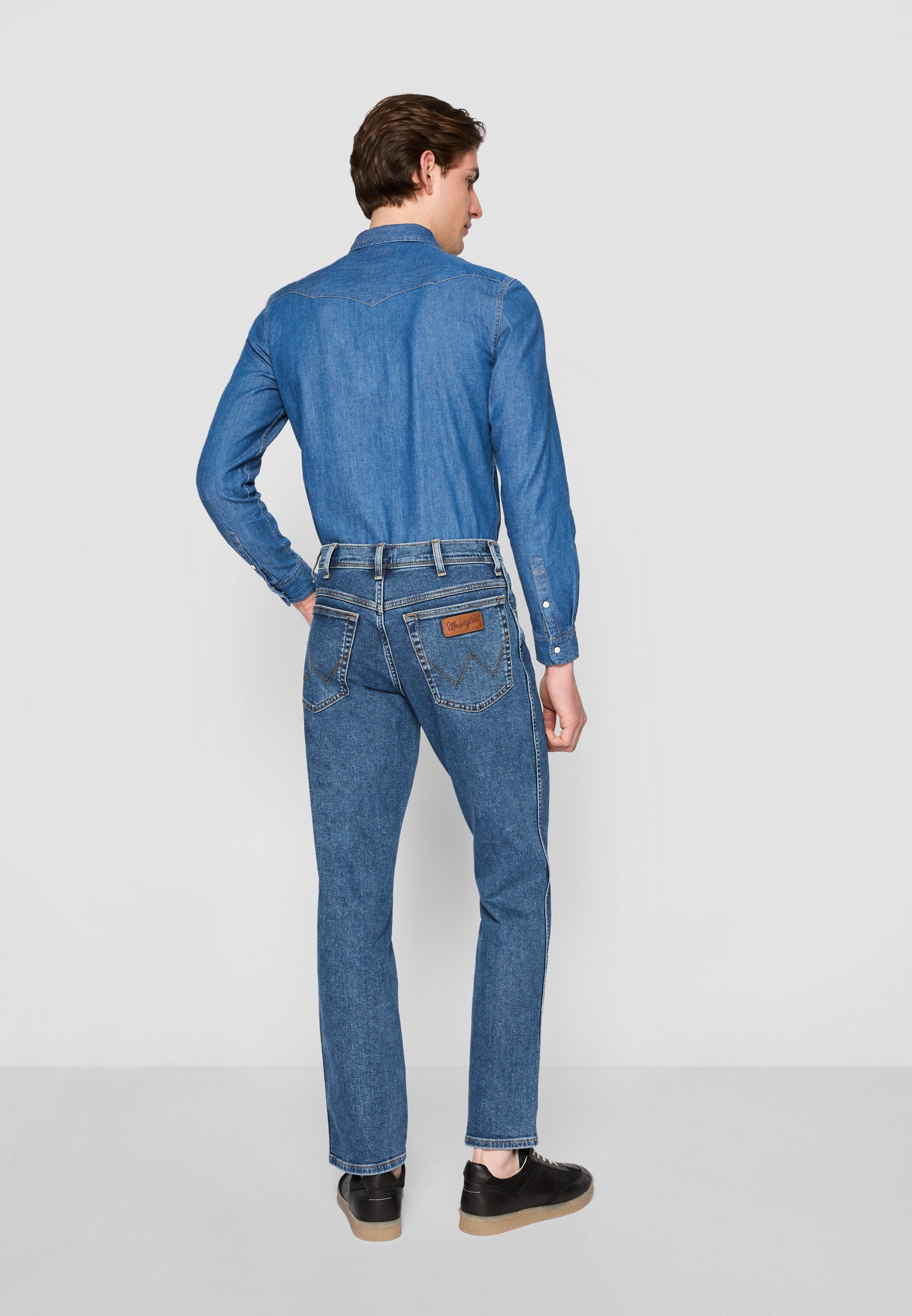 Wrangler TEXAS - Rechte jeans - stonewash