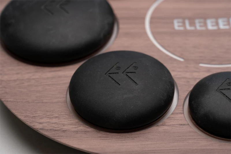 Masážní sada ELEEELS S1 Revival – Hot Stone Spa Collection