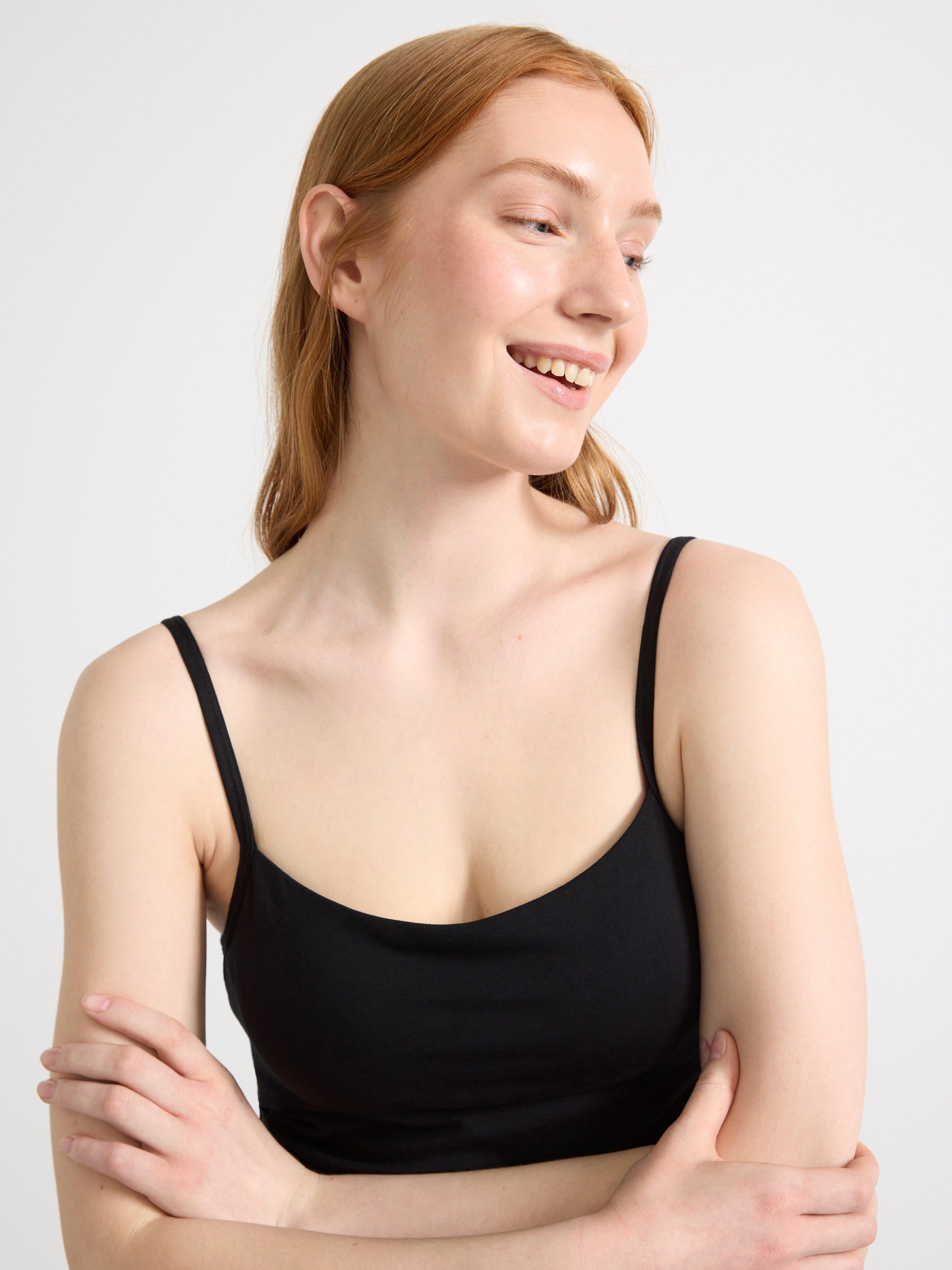Débardeur noir avec soutien-gorge intégré