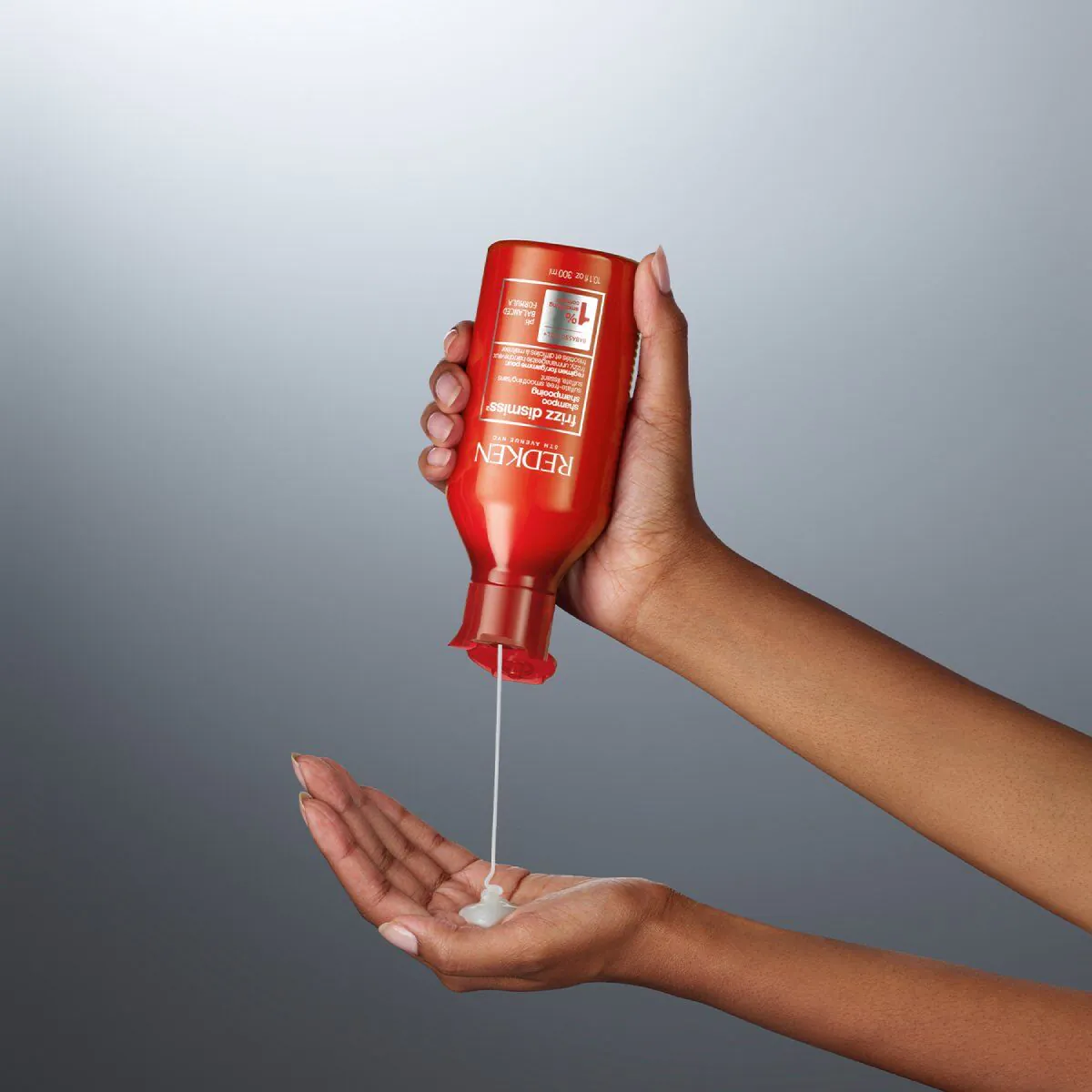 Redken Frizz Dismiss Szampon do włosów