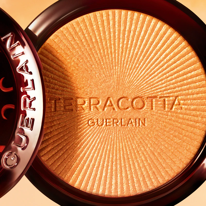 Pó bronzeador iluminador Terracotta Luminizer da GUERLAIN