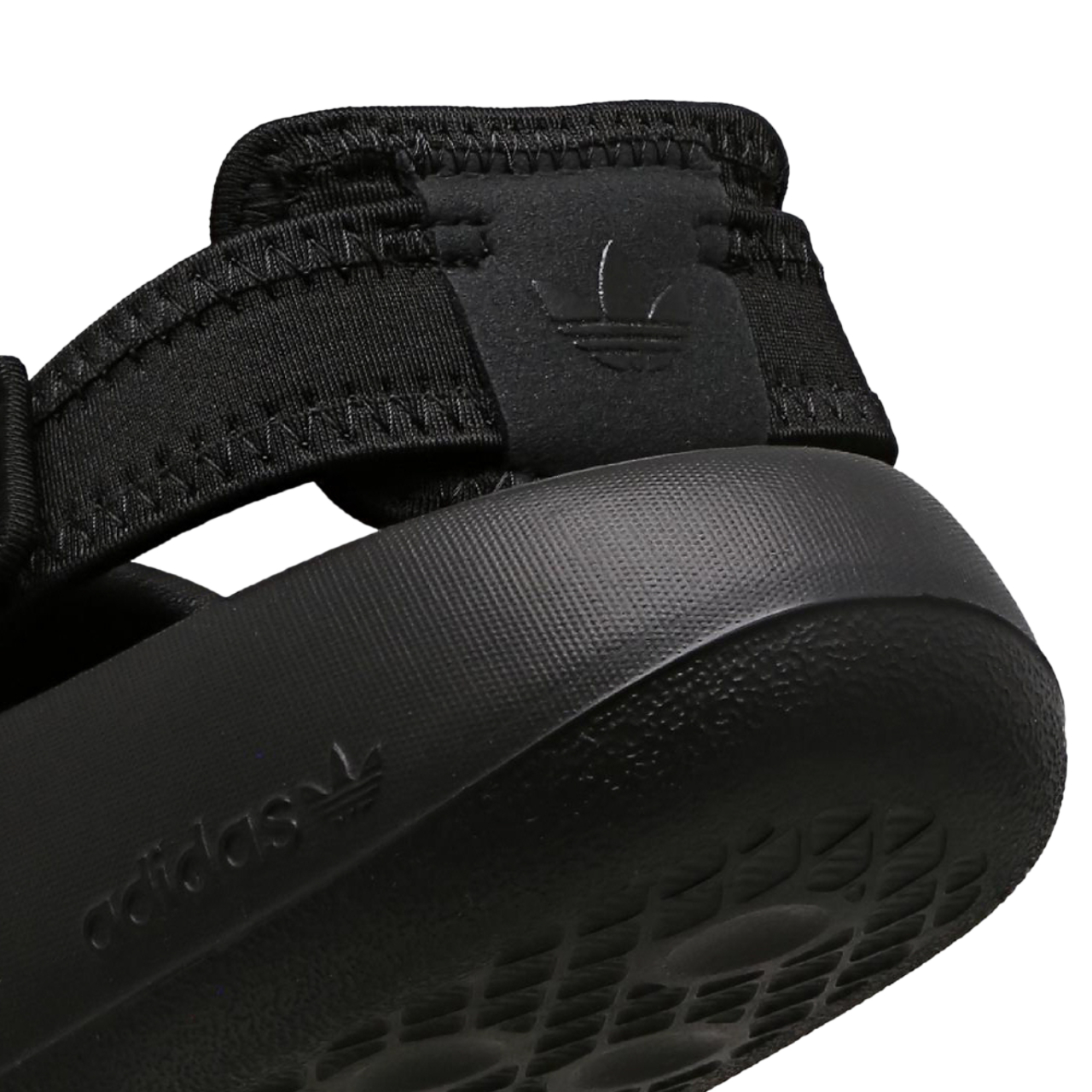 adidas Adilette