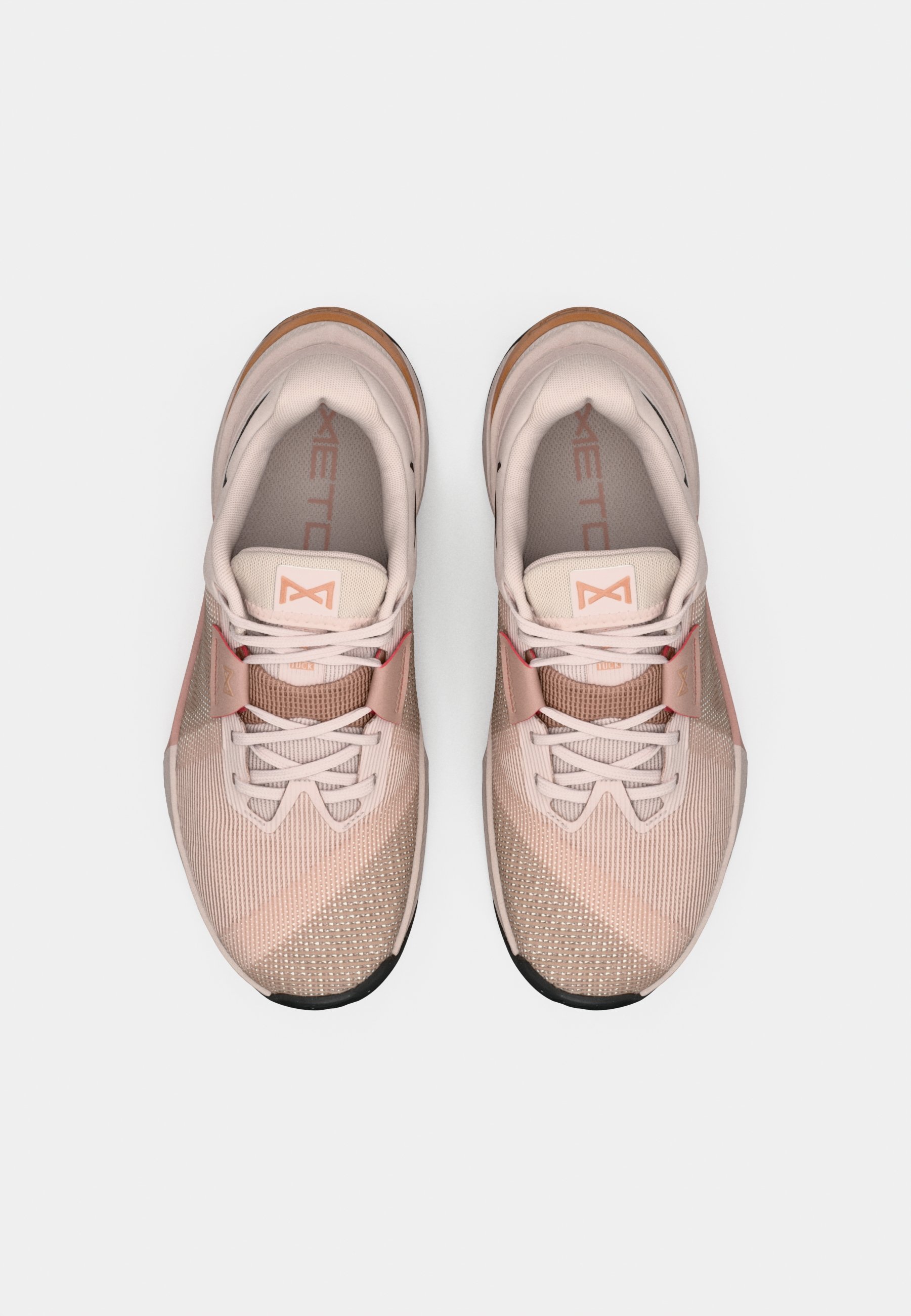 Nike Performance METCON 10 - Trainingsschoen - zandrood, deeltjesroze, metallic zilver, zwart