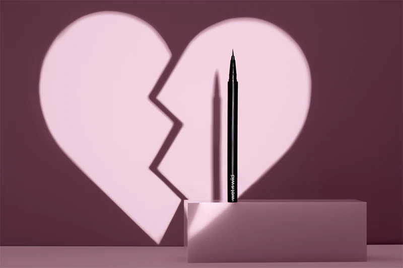 Oční linky Wet n Wild Breakup Proof