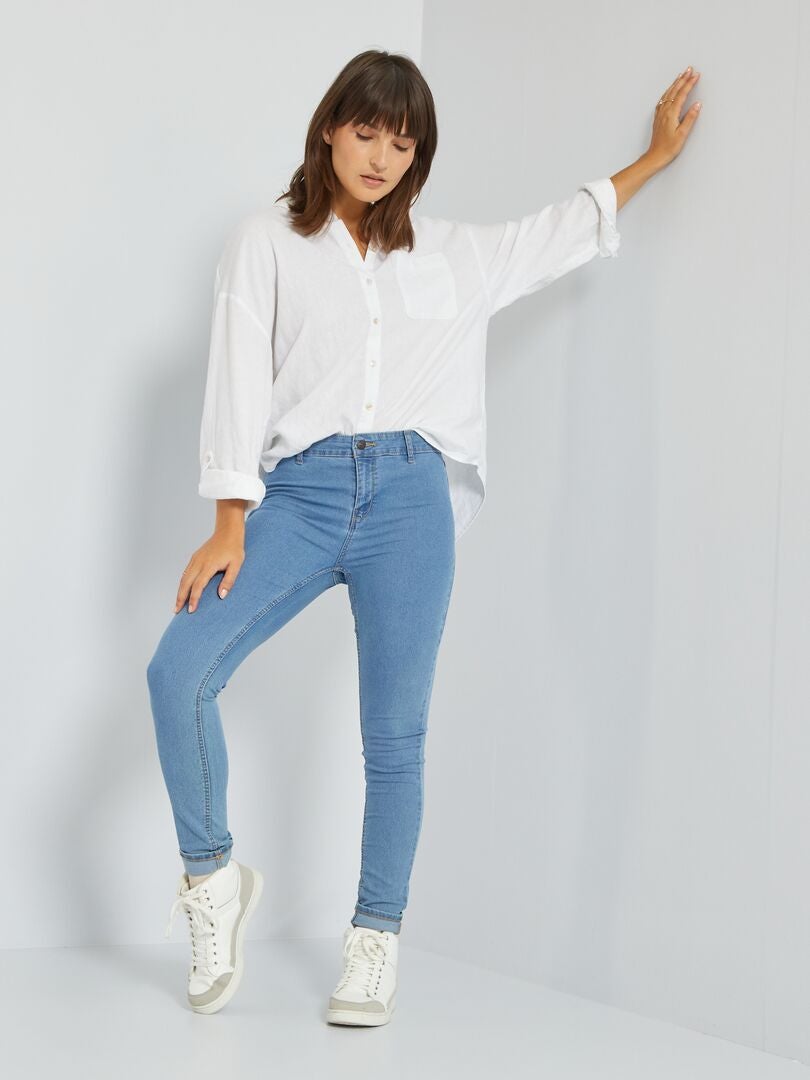 Calça jeans skinny / corte bem justo - AZUL