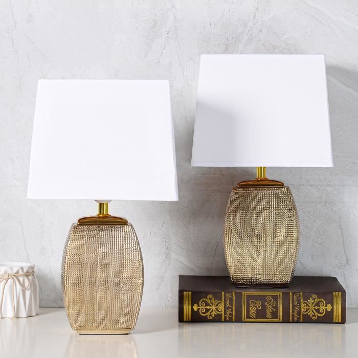 BRUBAKER - Lampe de table/de chevet - Lot de 2 - Design élégant - Hauteur 38 cm - Pied en Céramique/Doré - Abat-jour en Coton/Blanc