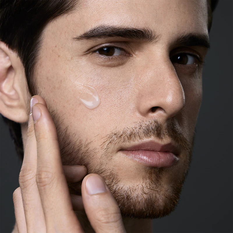 Creme de dia Shiseido Men Total Revitalizer