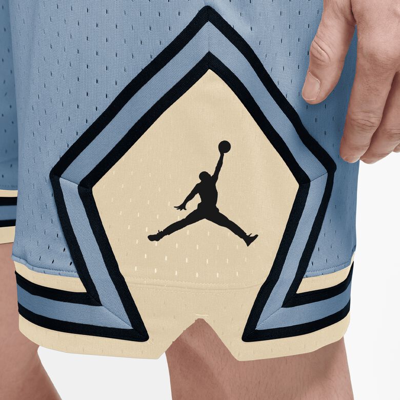 Dri-FIT Sport herenshorts met diamantvormige Akzenten