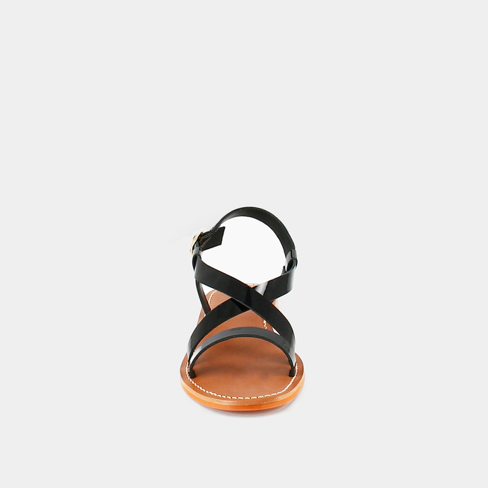Sandales à brides croisées  en vernis noir