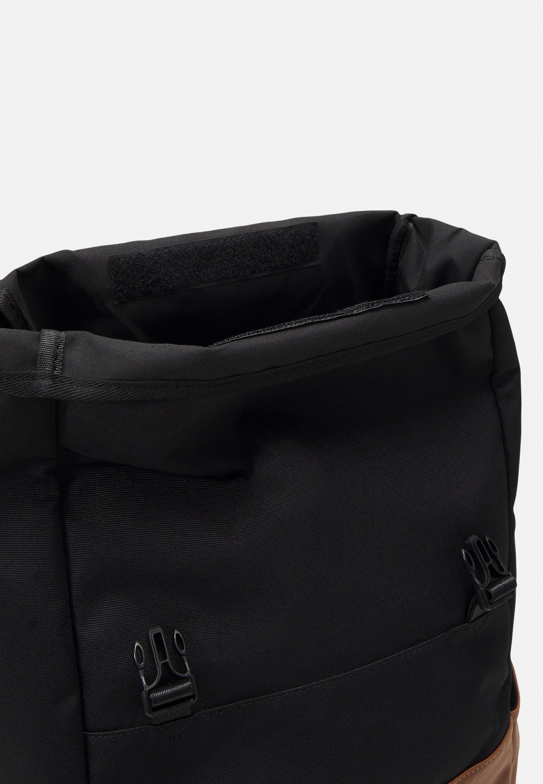 Pier One Rucksack - braun