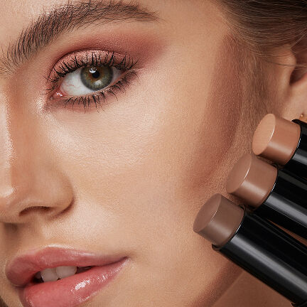 Kiko Milano Sculpting Touch