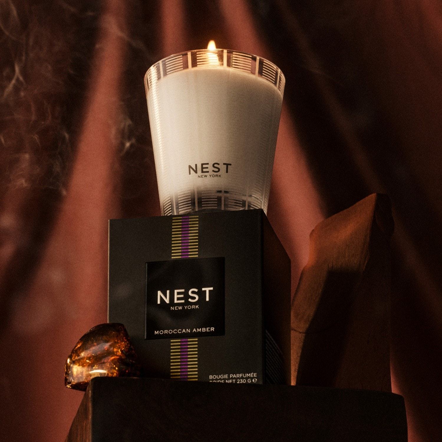 NEST NEW YORK Marocká jantárová sviečka - 229,6 g