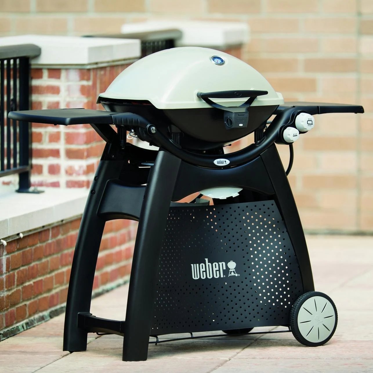 Grill gazowy propan-butan Weber Q 3200 - tytanowy - 57060001