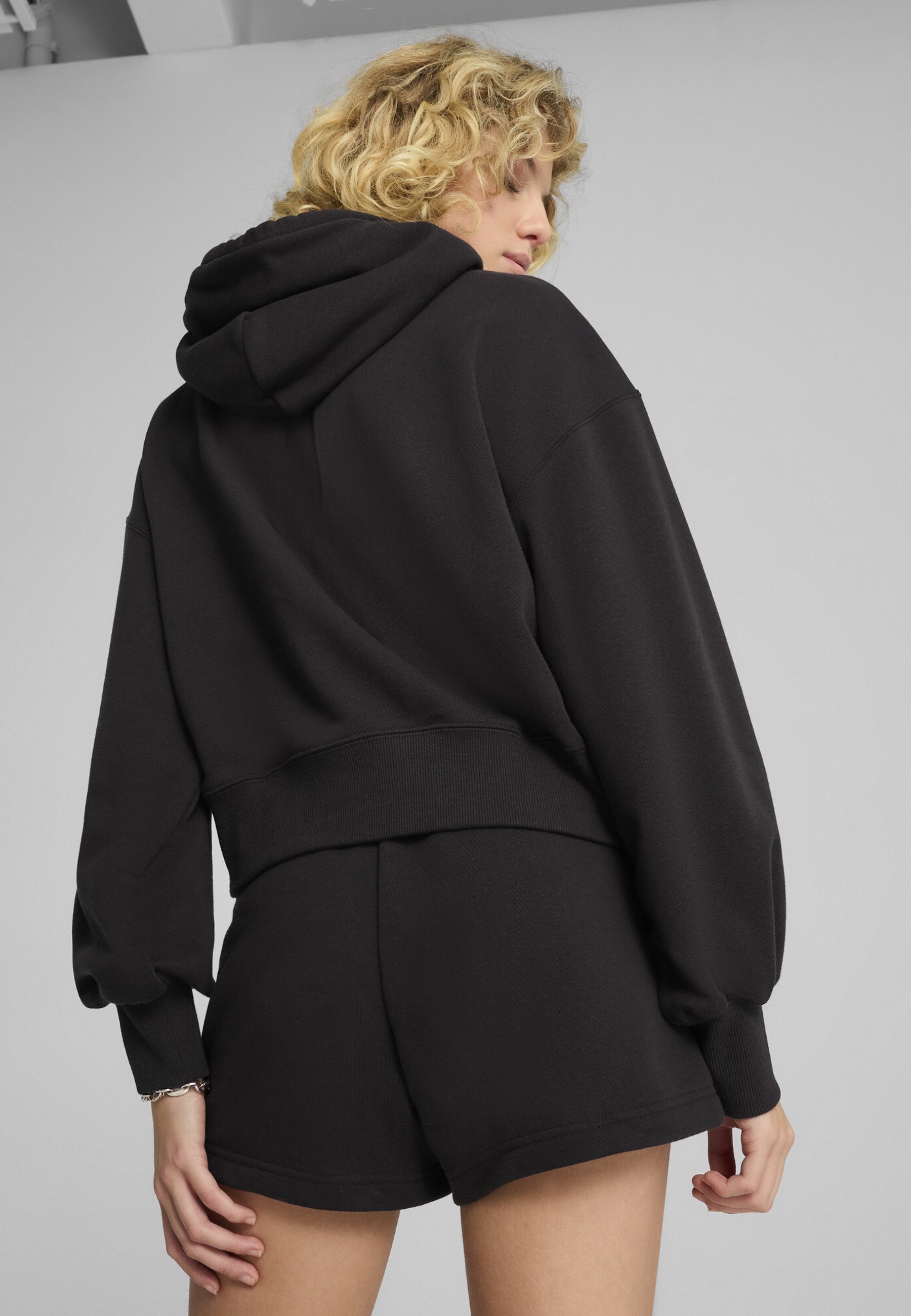 Puma-sweatshirts