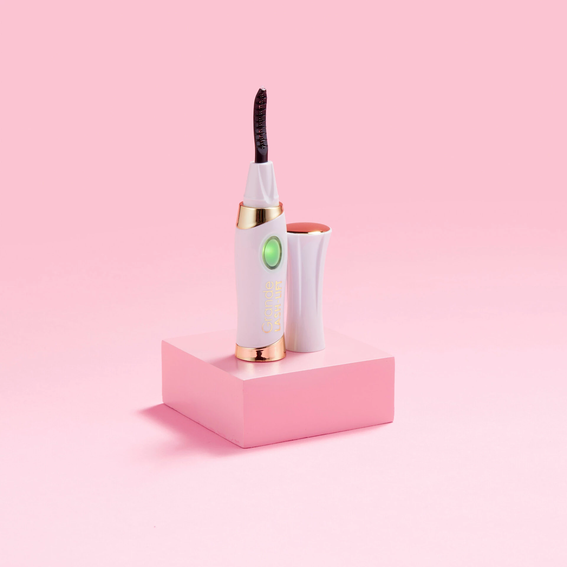 Ondulator încălzit GrandeLASH Lift, alb - Grande Cosmetics