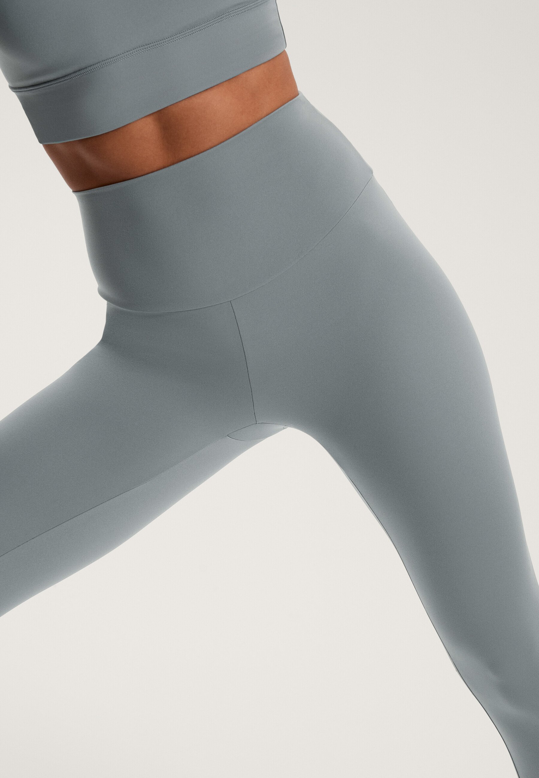 Leggings OYSHO COMFORTLUX SUPER HIGH RISE ANKLE-LENGTH - azzurro