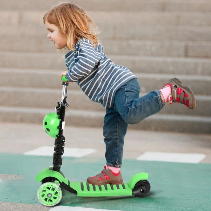 5-in-1 kinderstep - MIPAN - Verstelbaar - Met 3 stijlvolle LED-wielen - Opvouwbare step - Max. gewicht: 50 kg - Groen