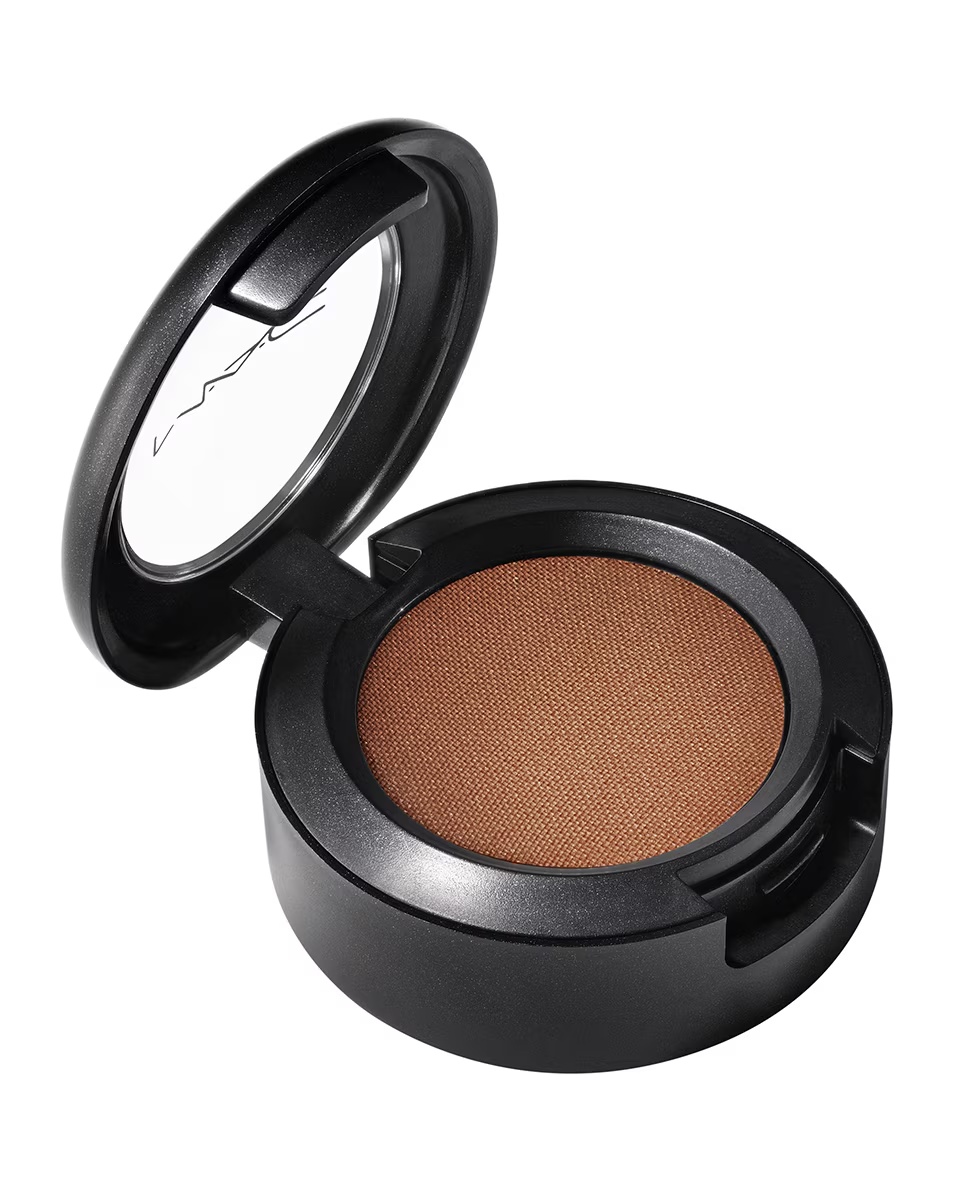 FARD DE OCHI MAC VELVET FARD DE OCHI DE LUNGĂ DURATĂ 8H - UTILIZARE UMEDĂ SAU USCATĂ