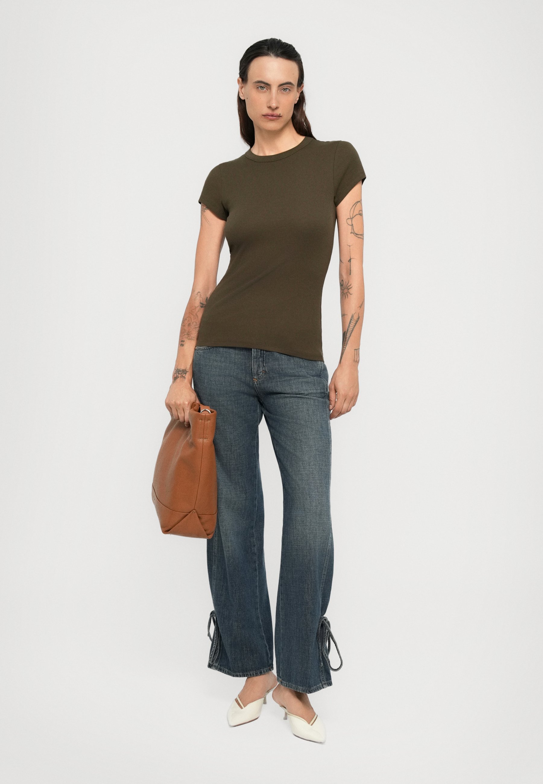 Filippa K FINE TEE - Basic T-shirt - dark khaki