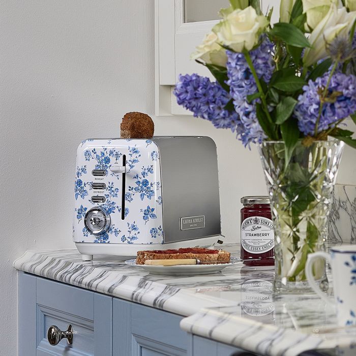 2-slice toaster - Laura Ashley - China Rose - self-centering slots, pastry warmer, various modes, crumb tray.