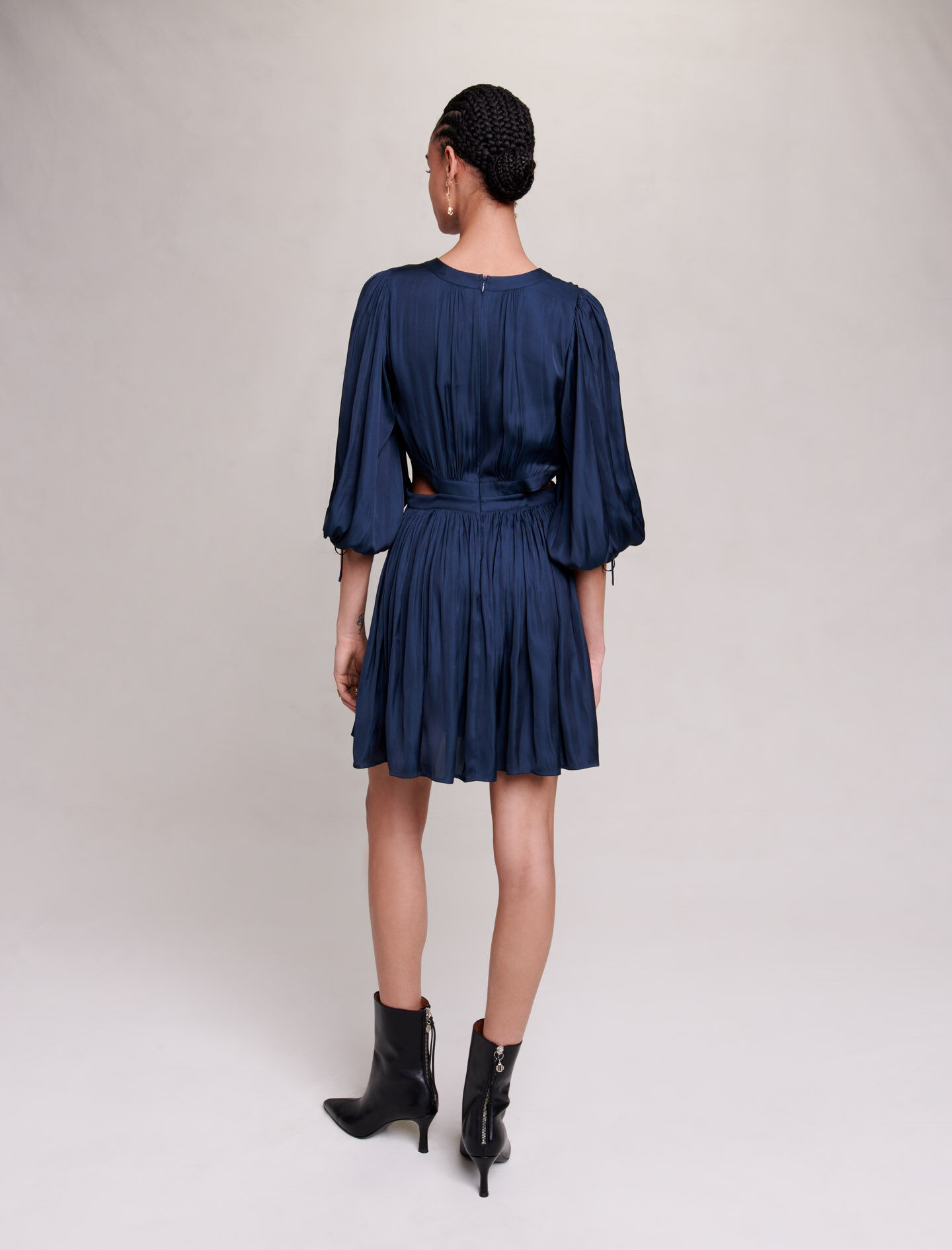 Rochie scurtă din satin - Bleumarin