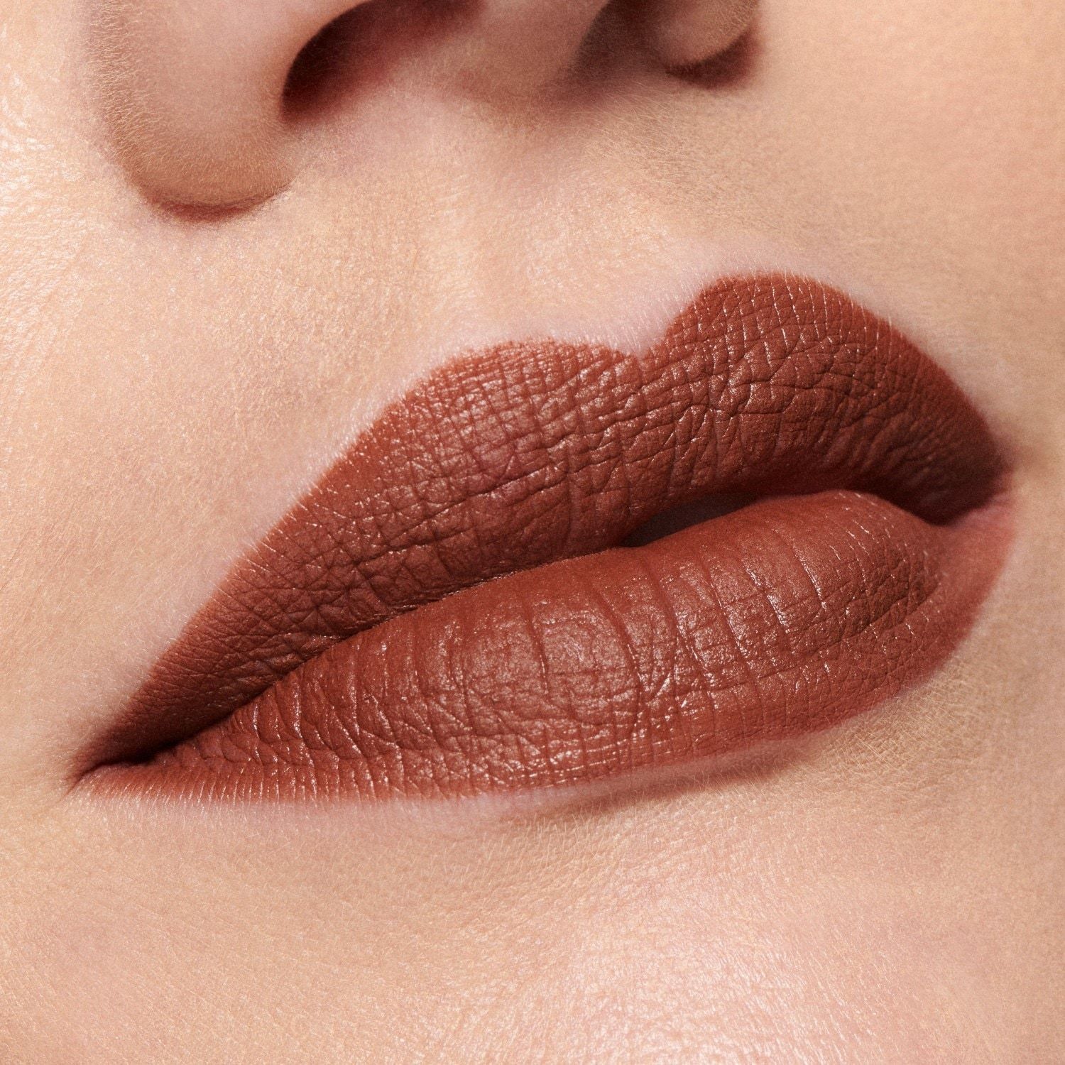 MAC lūpų dažai „Intimate Nudes“ MACximal Silky Matte – 3,5 g