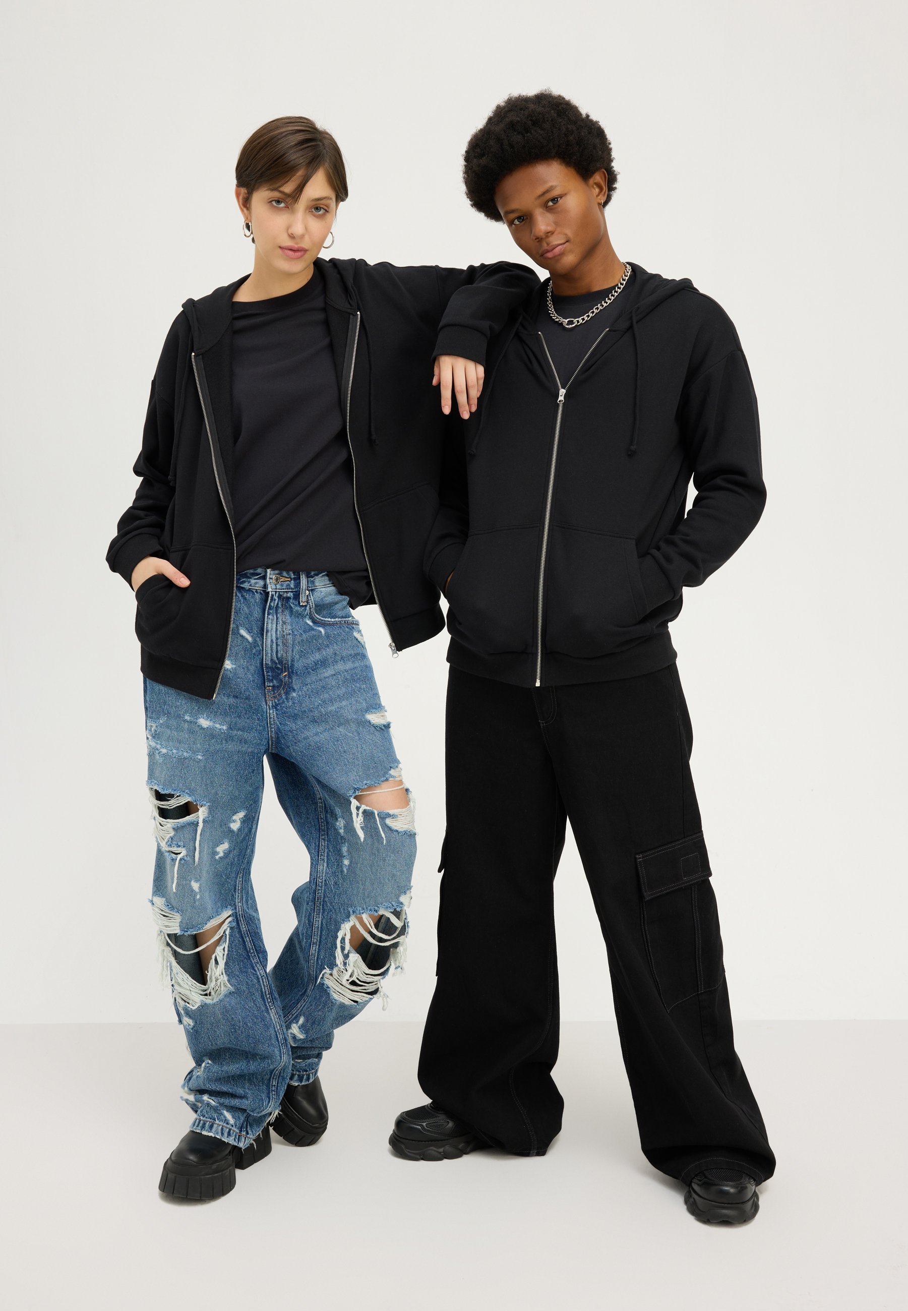 YOURTURN UNISEX - Sweatshirt met rits - zwart