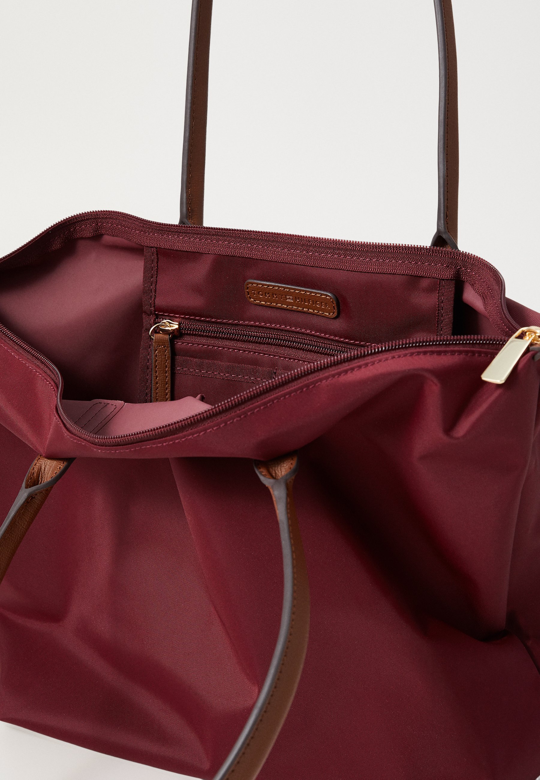 Tommy Hilfiger POPETTE - Tote bag - dieprood